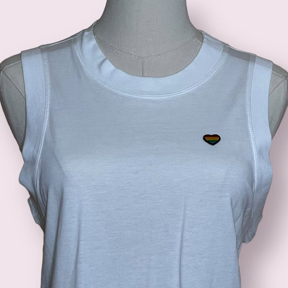 Spiritual Gangster NWT Happy Box Crop Tank Top White Size M Heart Sleeveless - Picture 3 of 6